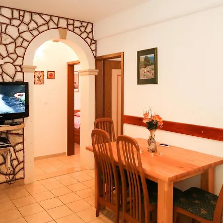 Apartamento Apartment Ruzica - Omi212 *